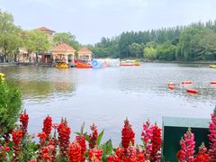 -王府井奥莱棋盘山小镇