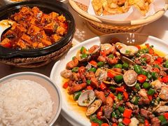 -初蓉丨遇见新川菜(亲贤街荣耀店)