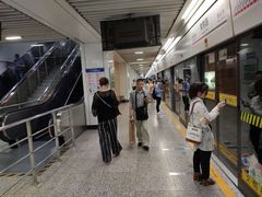 -常熟路(地铁站)