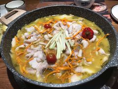 -山城外·非遗酸菜鱼(财富中心店)