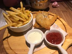 -玛格萝妮(汇智国际商业中心店)