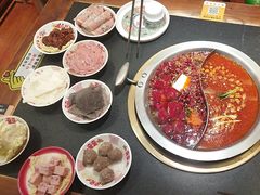 -沸炉重庆老火锅(军事博物馆店)