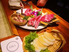 -肉魁屋·烧肉·烧鸟·酒场(高新店)