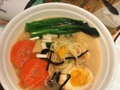 云吞港式汤面-避风塘(嘉兴八佰伴店)