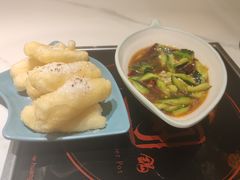 -黄记煌三汁焖锅(新佳丽江汉路店)