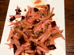 酸萝卜炒牛肉-思金拉措庄园藏餐(太阳岛店)