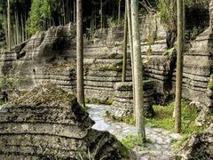 -梭布垭石林景区