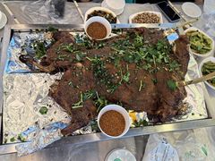 -江湖亮亮蒸虾大排档烤全羊清真(武汉总店)