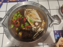 -喜悦小串丹东小黄牛海鲜烧烤大排档(民主广场店)