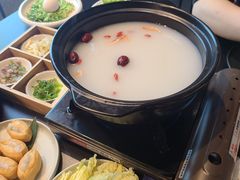 -牛牛和牛海鲜粥底火锅(长虹国际城店)