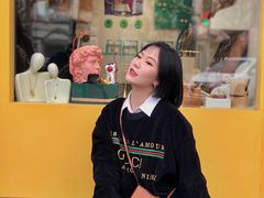 店门口-LADY FAFA(巨鹿路陕西南路路口店)