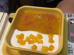 -新大咀港式茶餐厅(宝山万达店)