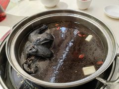 乌鸡锅底-太婆天府山珍酒楼(亚运村店)