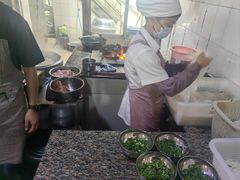-正宗杨记普洱酸醋米线(总店)