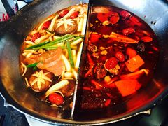 -湊湊火锅·茶憩(新中关购物中心店)