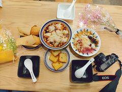 -正南齐北·老街糯米团(洪崖洞店)