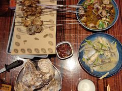-蚝堡海鲜·威海菜·海肠捞饭·烧烤·亚洲吃蚝公司(幸福门店)