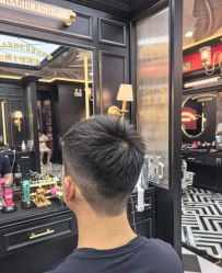 -BarberKiNG男士理发馆Barbershop