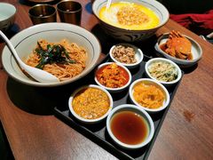 -蟹黄鱼·海派深夜面馆(巨鹿路店)