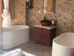 -泰兰泰式按摩养生会馆(平山道店)