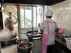 -正宗杨记普洱酸醋米线(总店)
