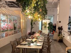 -ins森林童话餐厅coffee&bistro