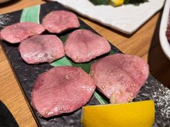 厚切牛舌-炼火烤肉店