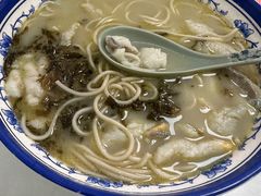 -明呈黄鱼面馆(斜土路店)