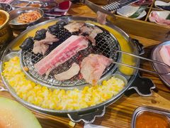 -青瓦炭韩潮烤肉(花园道店)