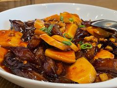 茄子烧年糕-宁波柏悦酒店·钱湖渔港