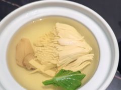 -鸽子侯·家宴·平价海鲜(绿地店)