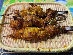-乡村馕坑肉·烧烤·新疆菜·本地人更爱吃(阿勒泰首店)