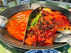 -五里关火锅(上海鑫耀·光环Live店)