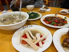 -荣生萝卜汤饭店