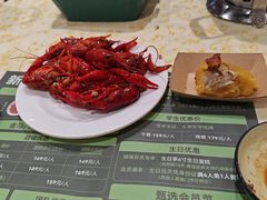 -金马门国际美食百汇(珞喻路店)