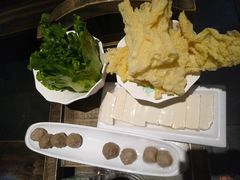-怡品川宇火锅(宝立方店)