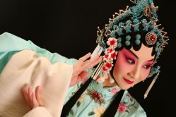 -胭脂猫京剧摄影