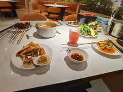 -享遇.锅姥姥牛排海鲜自助(小寨店)