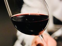-wineapp葡萄酒餐吧(外滩金融中心店)