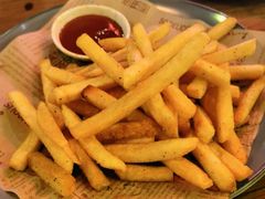 -MARU玛露音乐餐厅(大学路店)