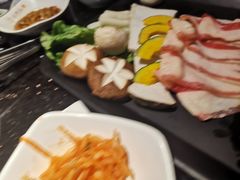 -木槿花韩式炭烤·熟成肉工坊(孙文东路店)