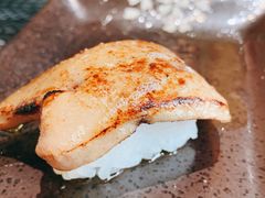 鹅肝握寿司-花炉日本料理