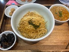 蟹粉黄金捞面-蟹上黄·蟹黄面·江南糖水(人民广场店)