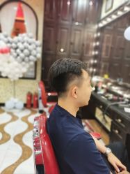 -东方先生国潮男士理发馆