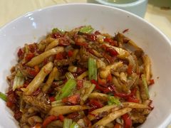 酸萝卜牛肚丝-笨罗卜浏阳菜馆(龙华鹏润达店)