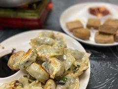 -刘涛酒店(江滩公园店)
