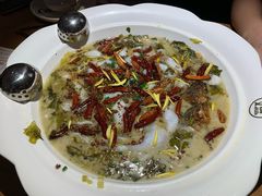 -江渔儿酸菜鱼专门店(明珠广场店)