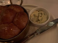 餐前面包黄油-壳里西餐厅Coquille Seafood Bistro(蒙自路店)