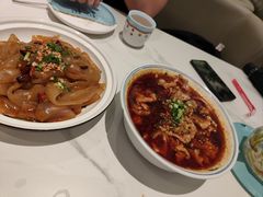-川人百味(金安中央大街店)