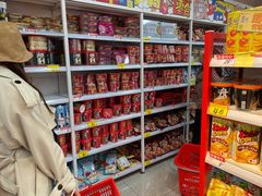 零售区-好特卖HotMaxx(杭州滨江宝龙城店)